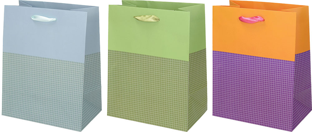 240901-EC Vrećica M svakodnevna mat sort 18x23x10cm 75066 P12/240