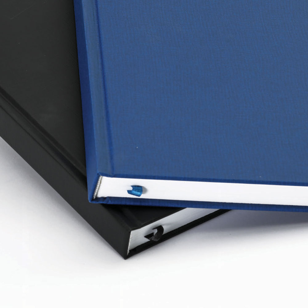 242568-EC Dnevnik PABLO B5 2025 crni 16,5x22,5cm P20