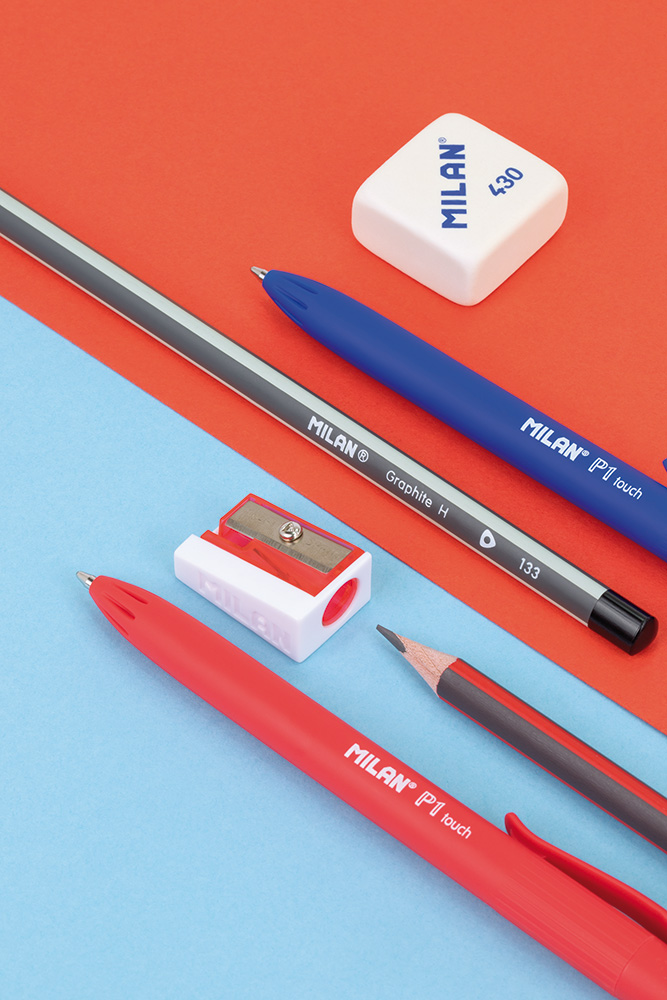 243147-EC Set MILAN ol.grafX2:HB/H+crvena i plava ol.kem+šiljilo+gumica 430 blister P25