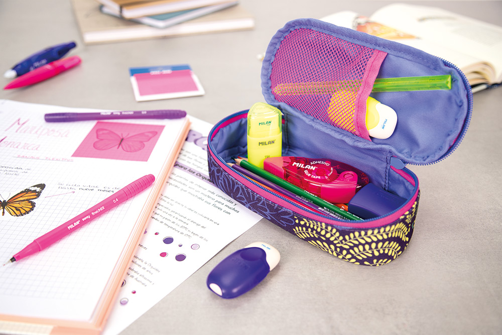 244629-EC Pernica ovalna MILAN Fireflies lila P24